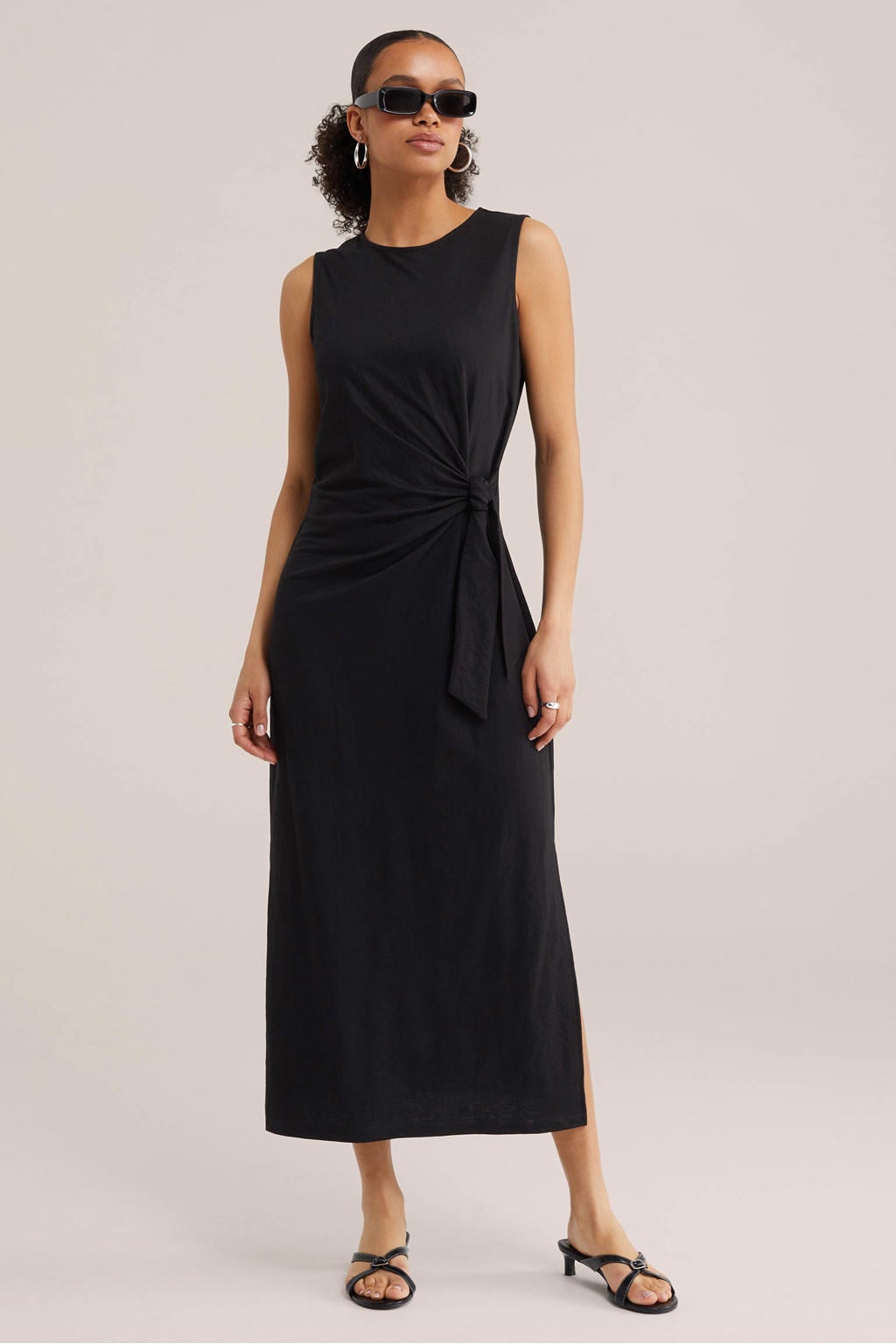 Zwarte dames WE Fashion jersey zomerjurk van viscose met effen, ronde hals en knoopdetail