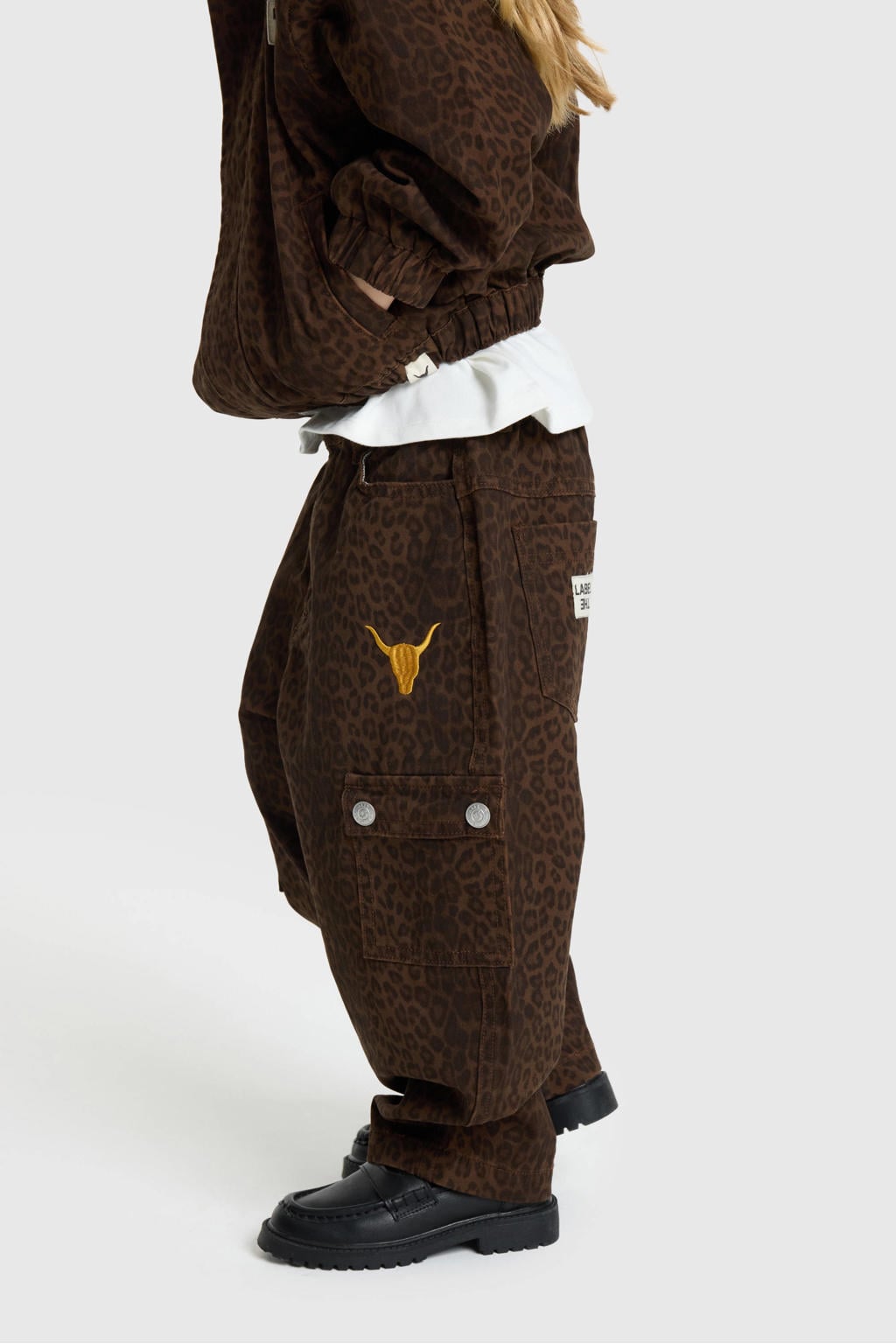 Alix Mini barrel jeans met panterprint - bruin