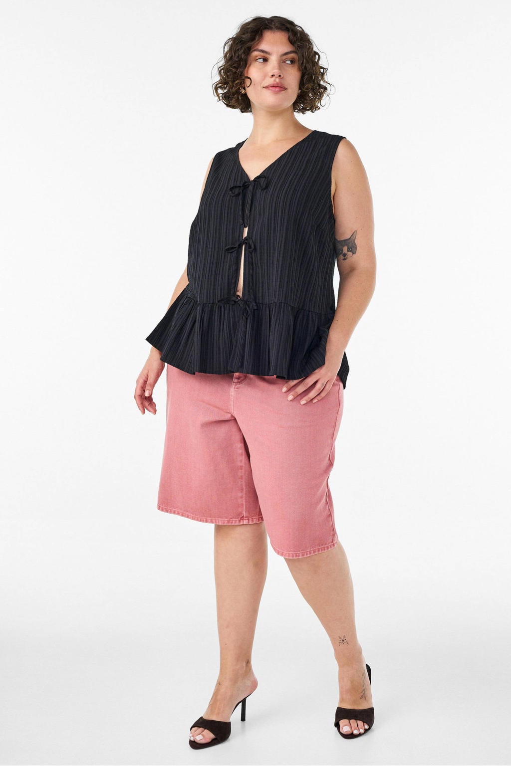 Zwarte dames Zizzi a-lijn gestreepte top Plus Size van viscose met effen en striksluiting