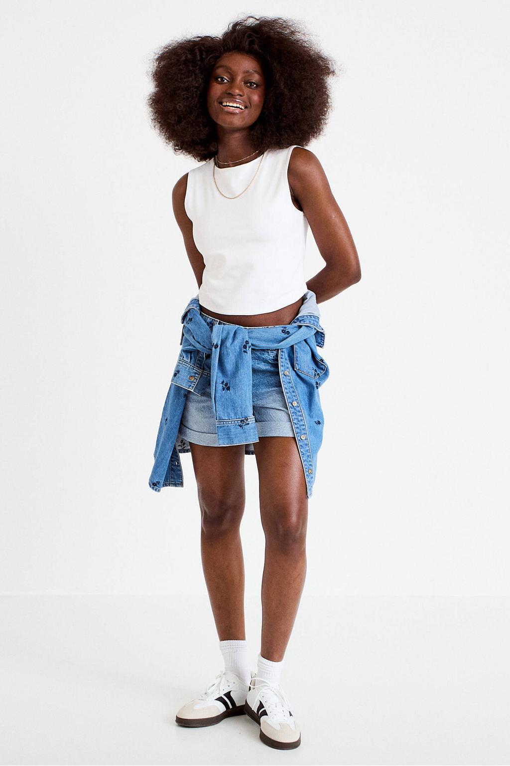Medium blue denim dames Cache Cache regular high waist short van denim met rits- en knoopsluiting en effen