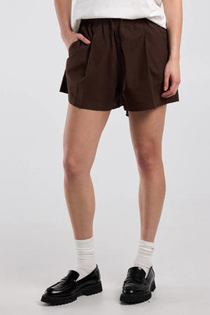 regular waist casual short bruin