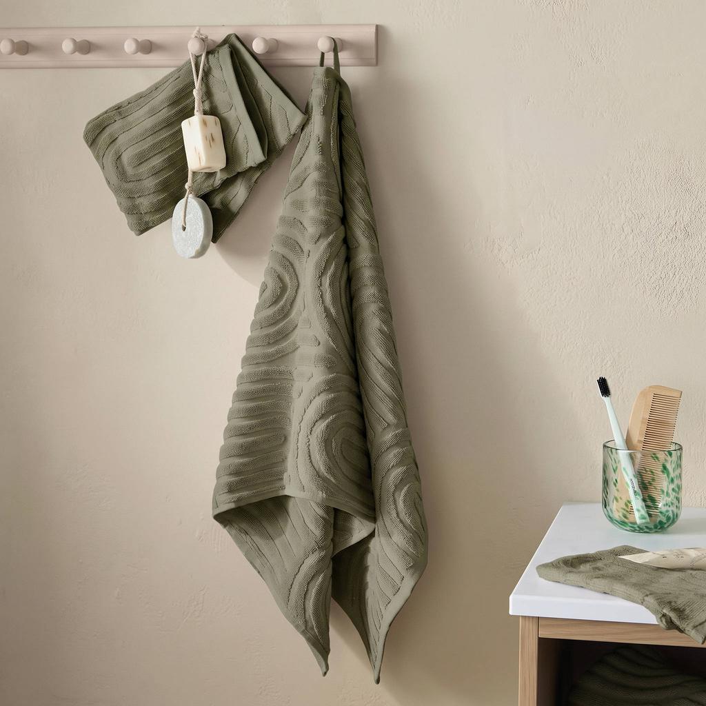 NOUS Living katoenen handdoek 110x60 cm - groen