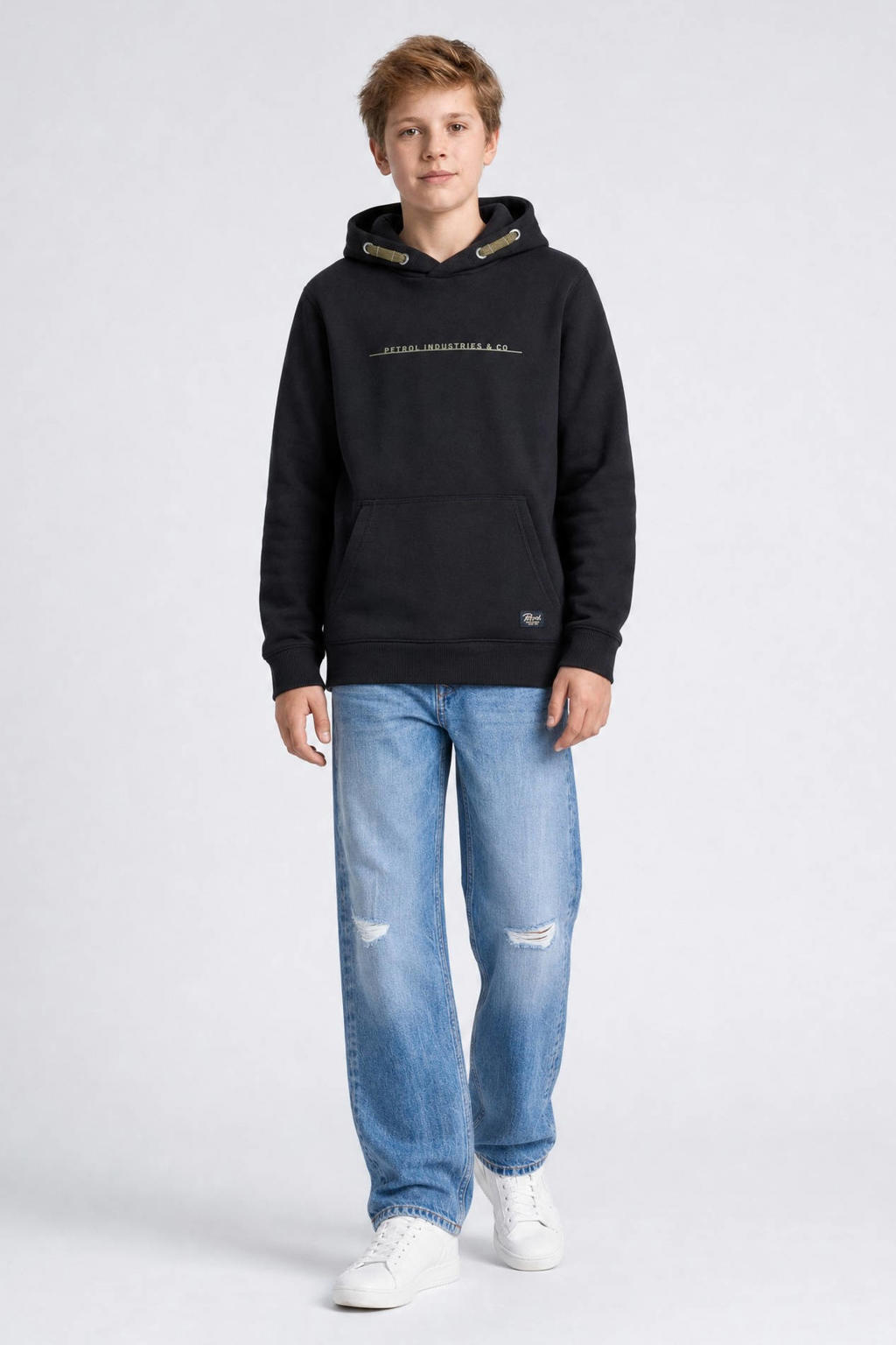 Petrol Industries rechtvallende hoodie met print - zwart