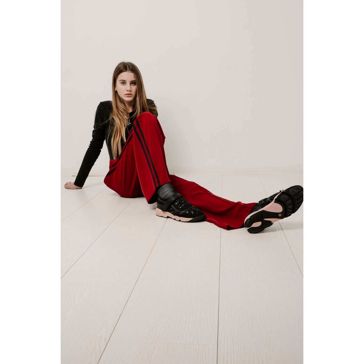 Frankie&Liberty regular fit gestreepte joggingbroek met borduursels rood