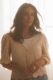 thumbnail: Yest top crochet crème