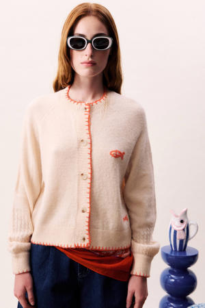 vest ecru