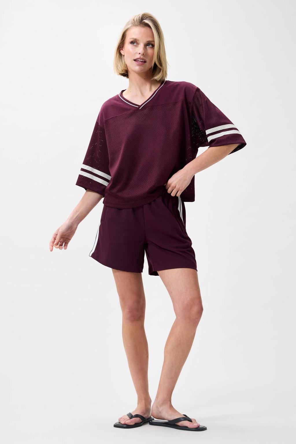 Donkerrode dames Catwalk Junkie T-shirt van polyester met effen, korte mouwen, ronde hals en mesh