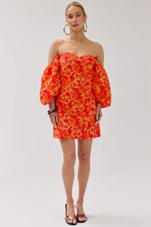 gebloemde off shoulder jurk rood