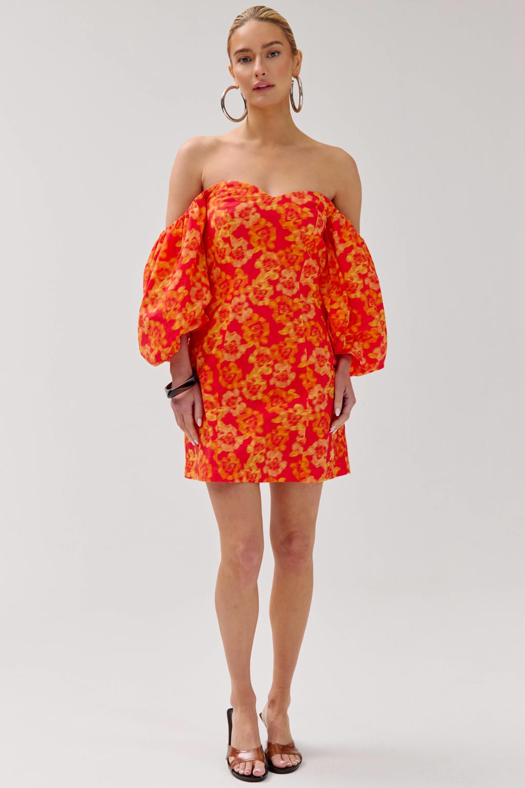 Rode dames HARPER & YVE gebloemde off shoulder jurk van katoen met half lange mouwen