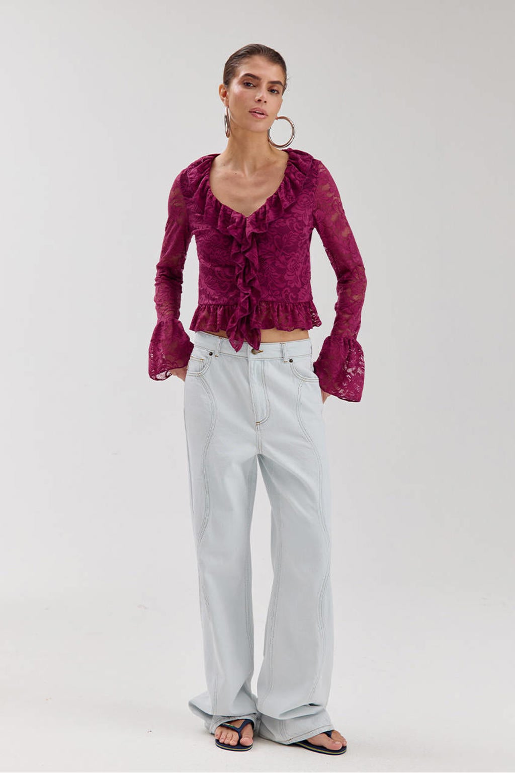 Paarse dames HARPER & YVE kanten blouse met effen, lange mouwen, V-hals en knoopsluiting