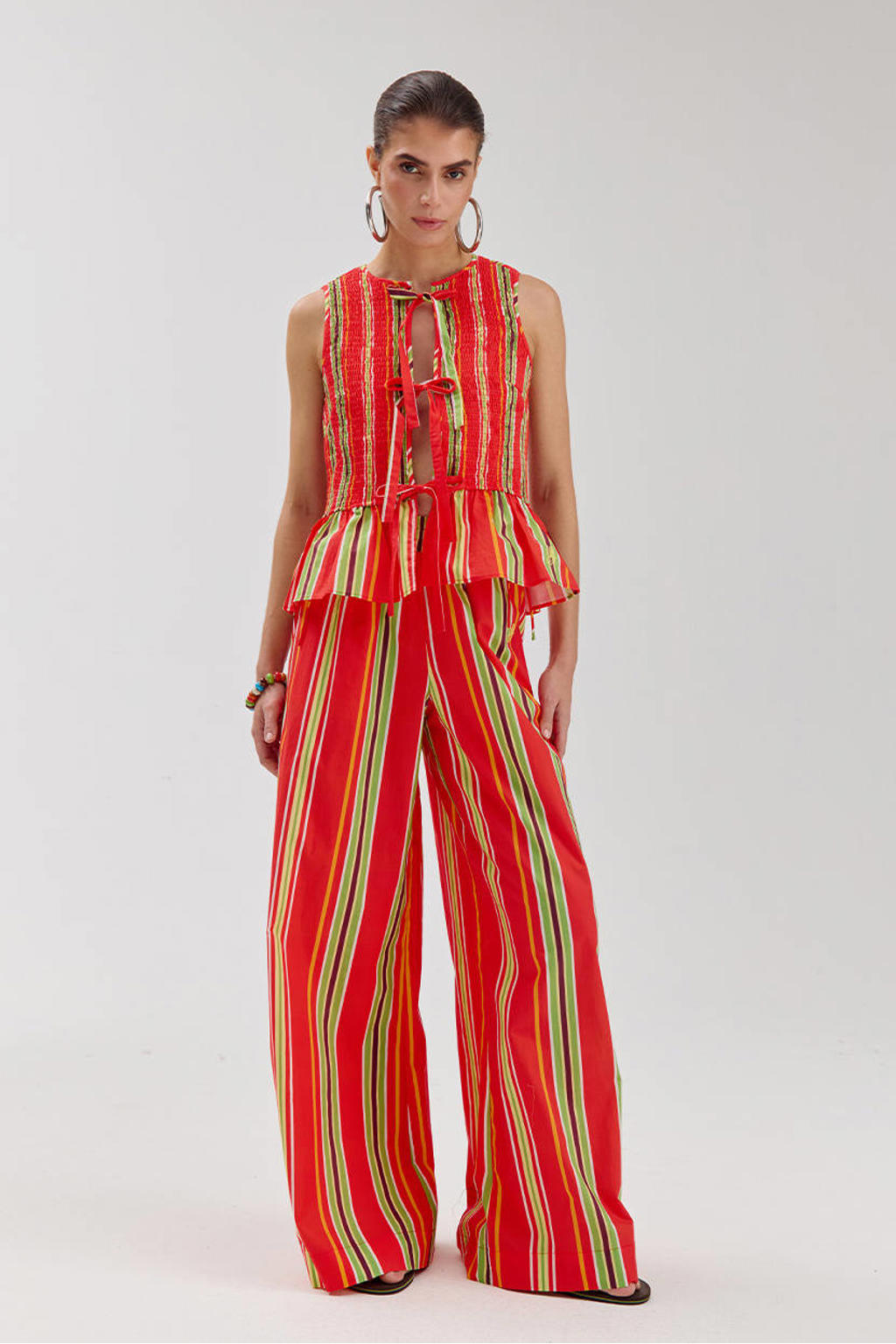 Multikleurige dames HARPER & YVE gestreepte blouse van katoen met ronde hals, knoopsluiting en strikje