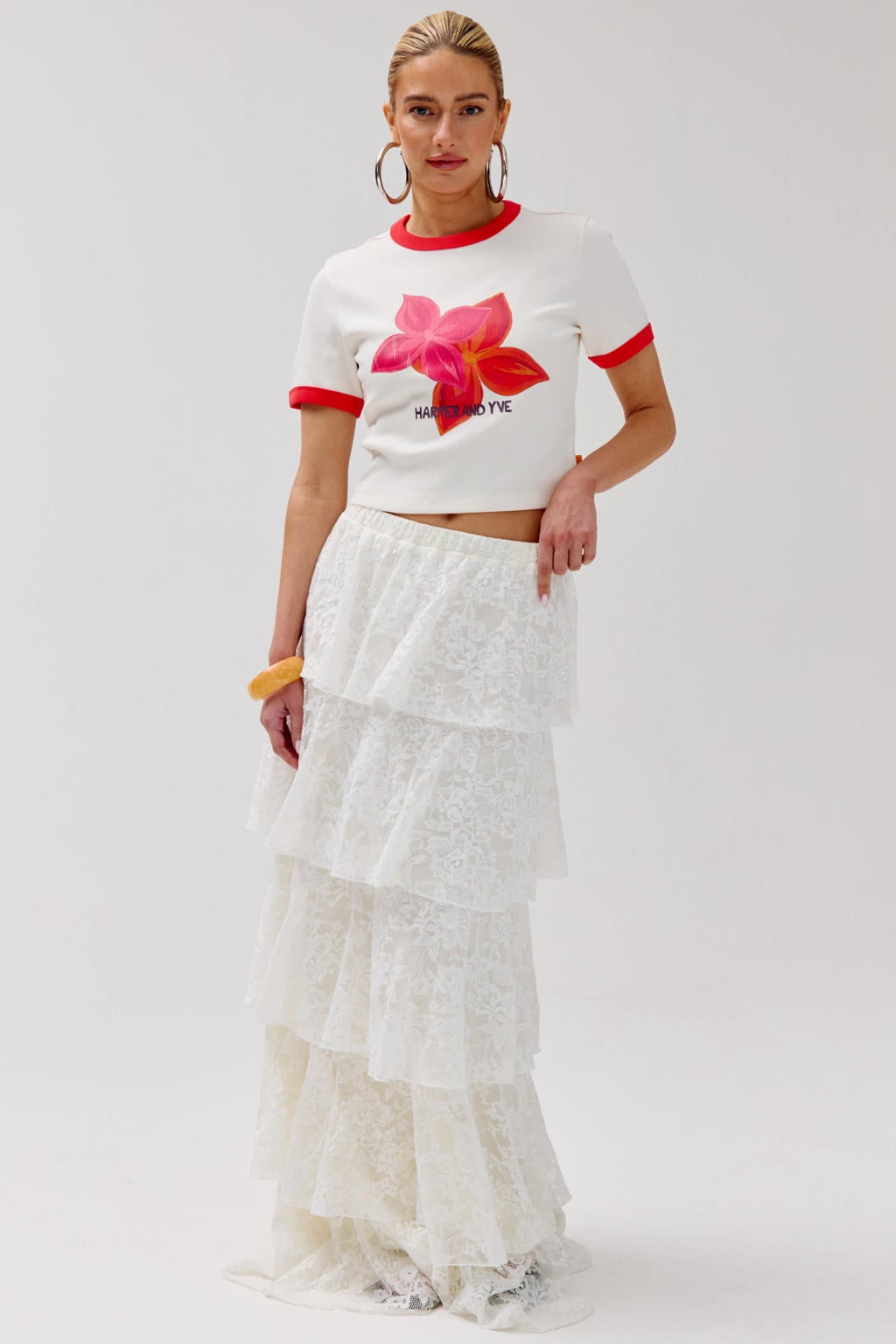 Ecru dames HARPER & YVE gebloemd T-shirt van katoen met korte mouwen en ronde hals