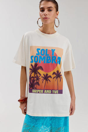 T-shirt wit