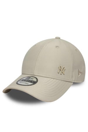 pet TONAL FLAWLESS 9FORTY® zand