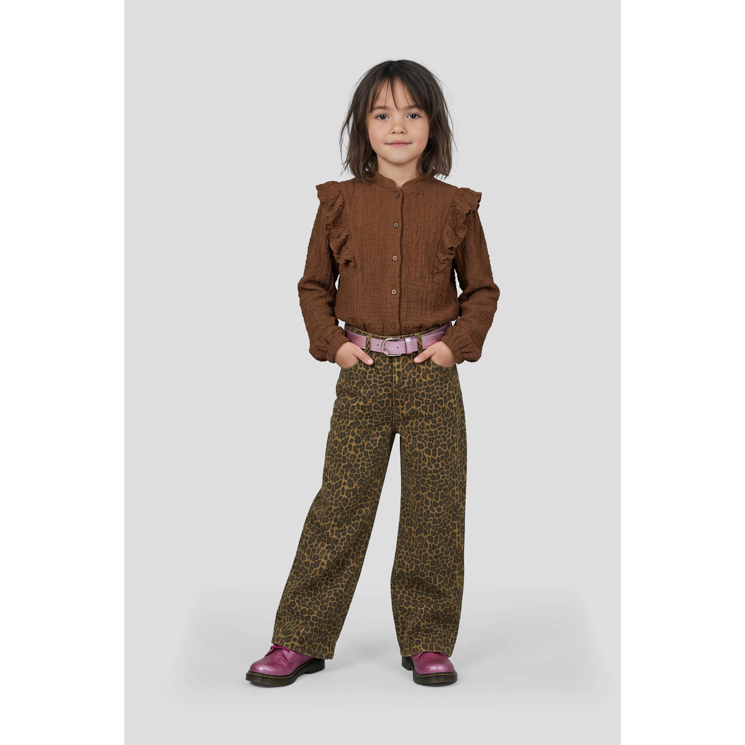 Me & My Monkey loose fit jeans met panterprint bruin