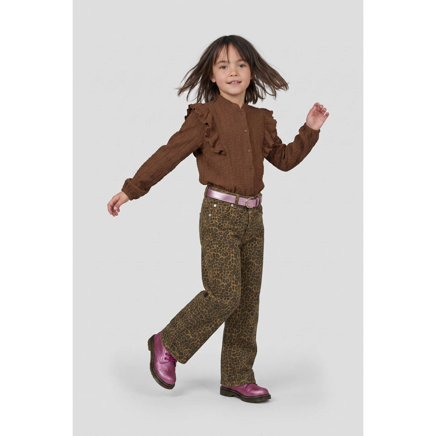 Me & My Monkey loose fit jeans met panterprint bruin