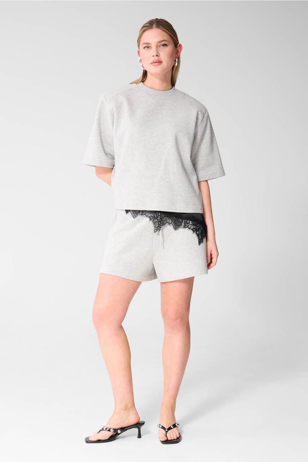 Grijze dames Shoeby regular waist casual short van katoen met elastische tailleband met koord en effen