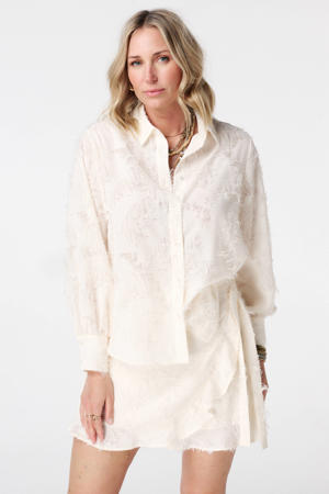 blouse ecru