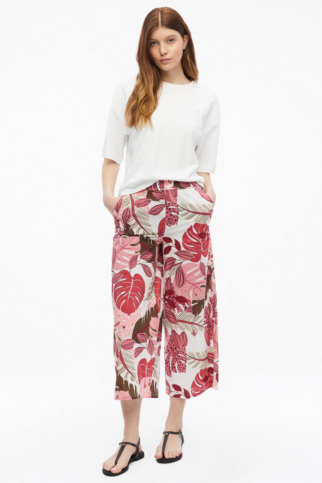 Roze, bruin en ecru dames s.Oliver high waist gebloemde broek van katoen met loose fit, elastische tailleband en bladprint