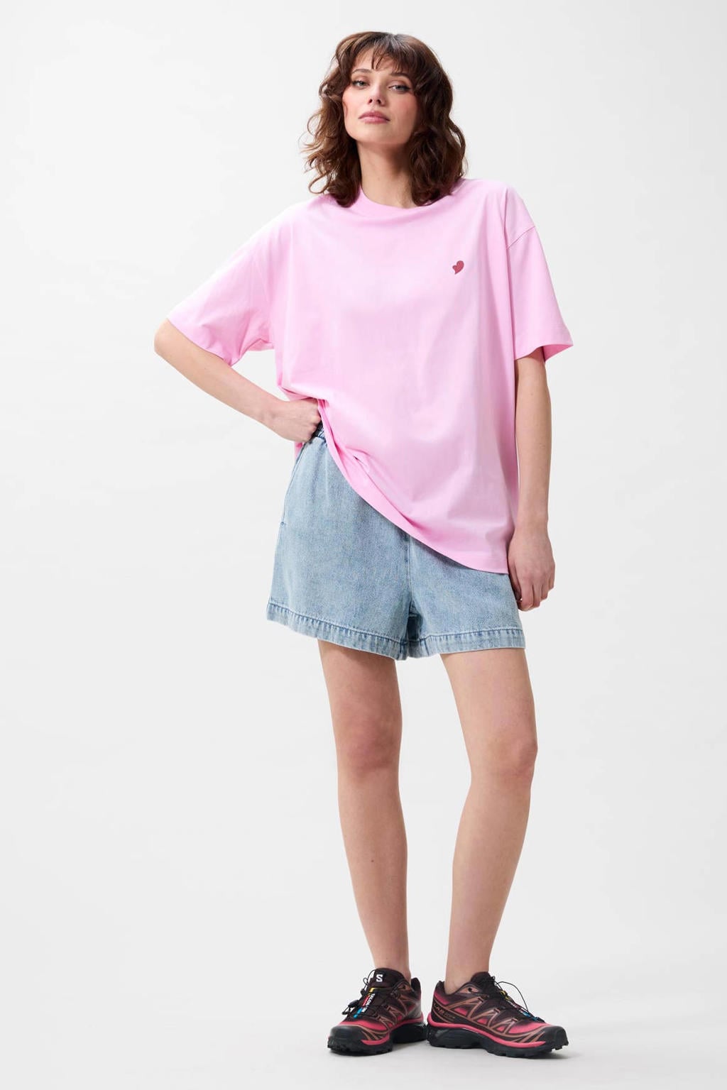 Lichtroze dames Catwalk Junkie T-shirt van katoen met backprint, korte mouwen en ronde hals