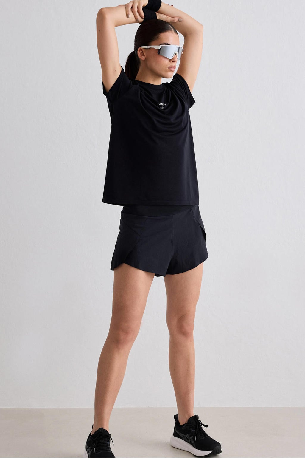 Zwarte dames Aim'n hardloopshort Le Run van polyester met regular fit, regular waist en elastische tailleband