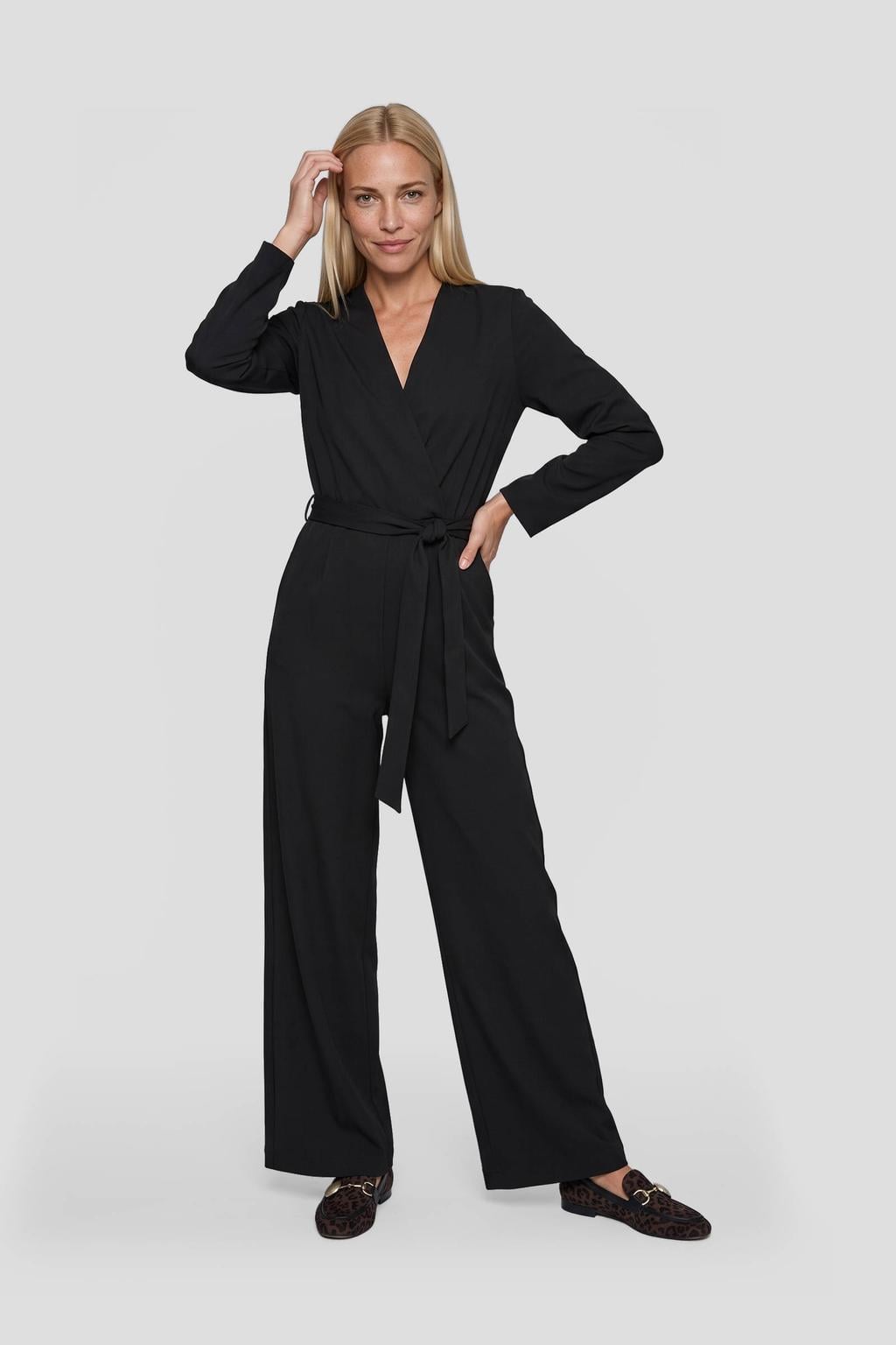 Ruby jumpsuit met ceintuur - zwart