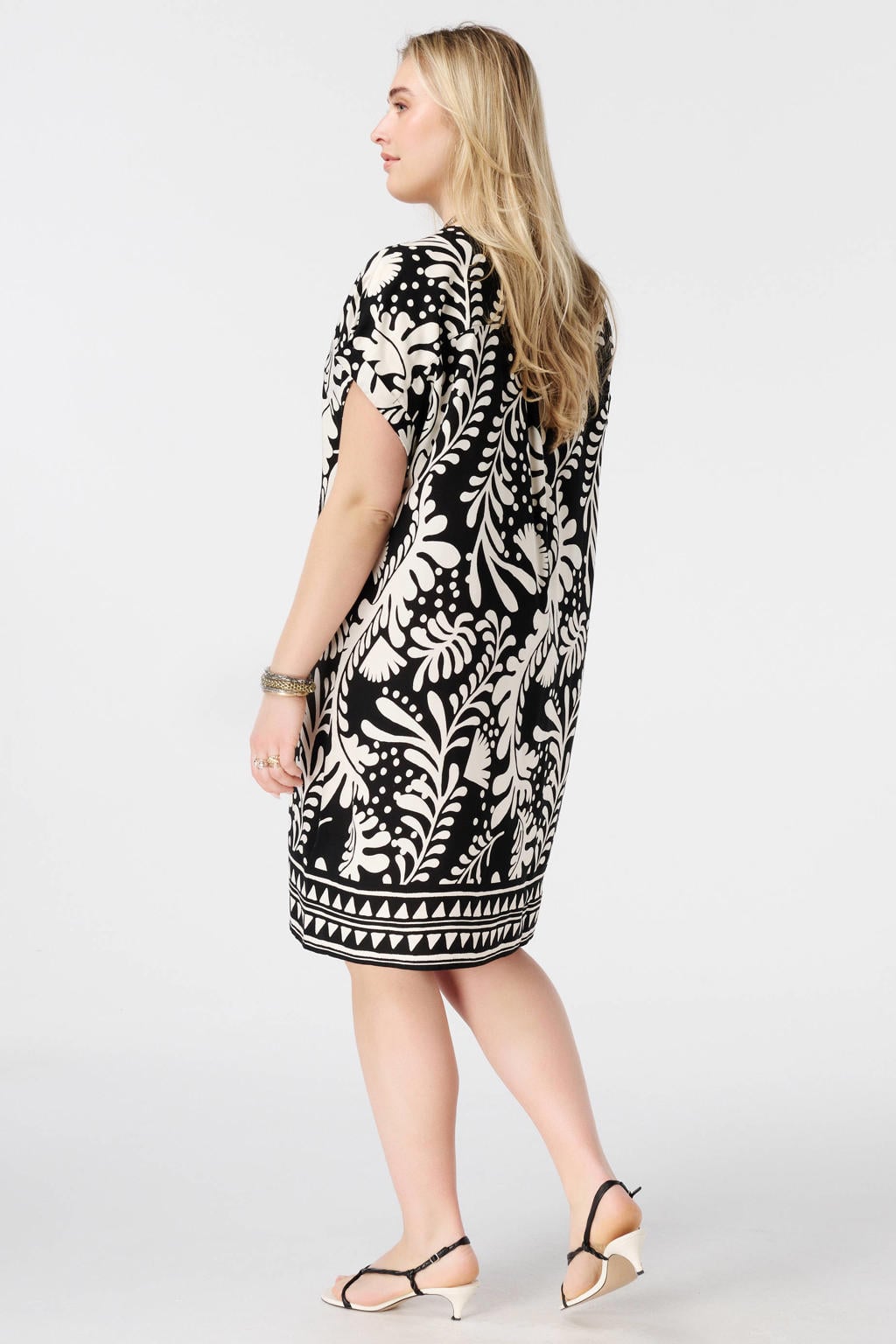 Zwarte dames MS Mode zomerjurk van viscose met korte mouwen en V-hals