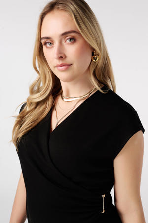 aansluitend overslagtop met plooien Plus Size - zwart