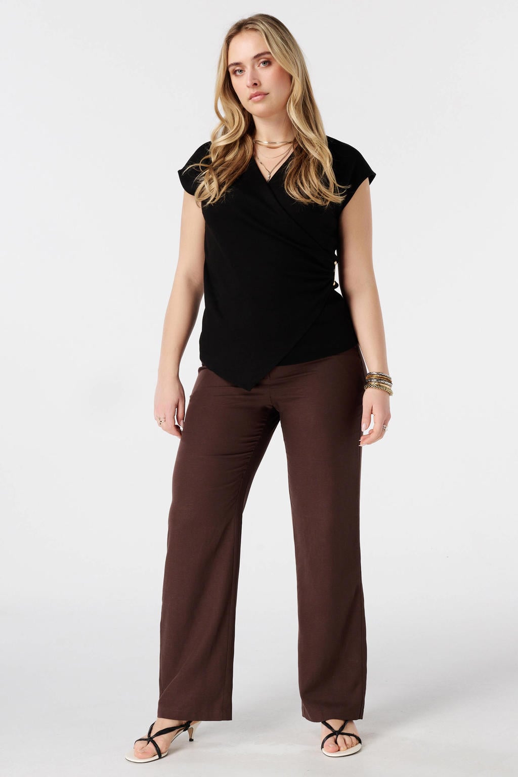 Zwarte dames MS Mode aansluitend overslagtop Plus Size van viscose met effen en korte mouwen