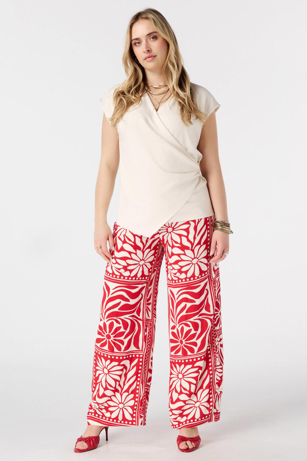 Ecru dames MS Mode aansluitend overslagtop Plus Size van viscose met effen en korte mouwen