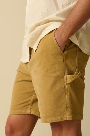 regular casual short beige