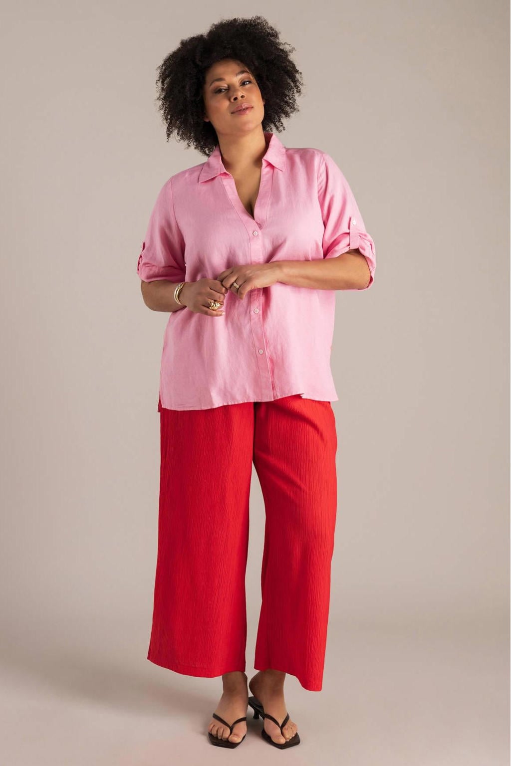 Roze dames Yest Curve blouse van linnen met effen, driekwart mouwen, V-hals en knoopsluiting