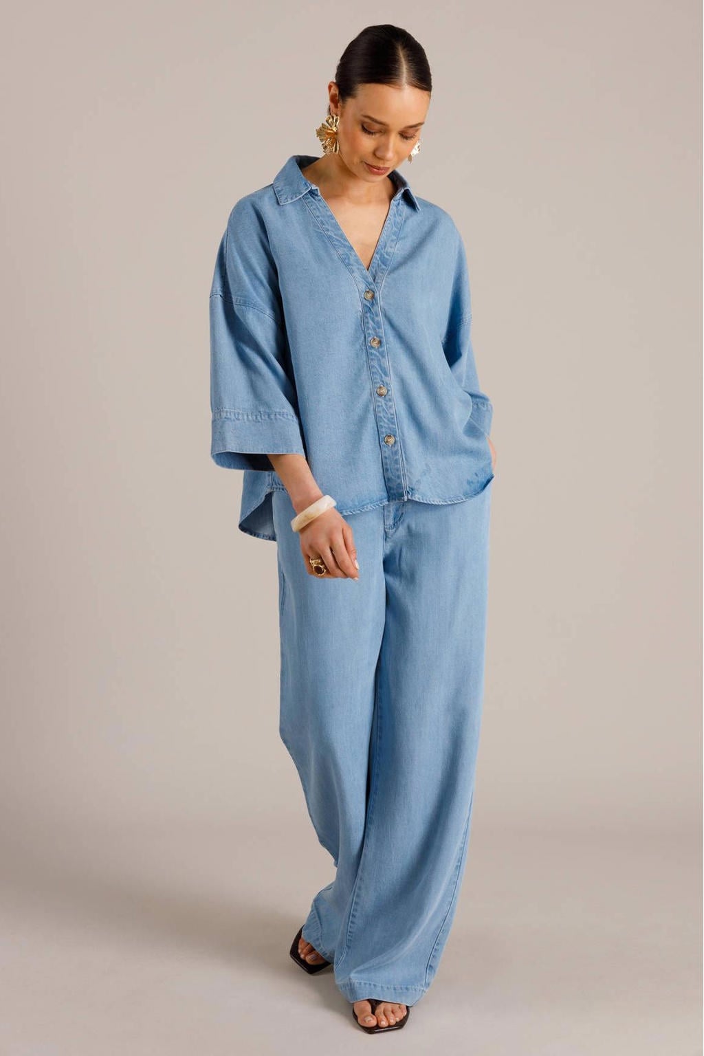 Yest blouse light blue denim