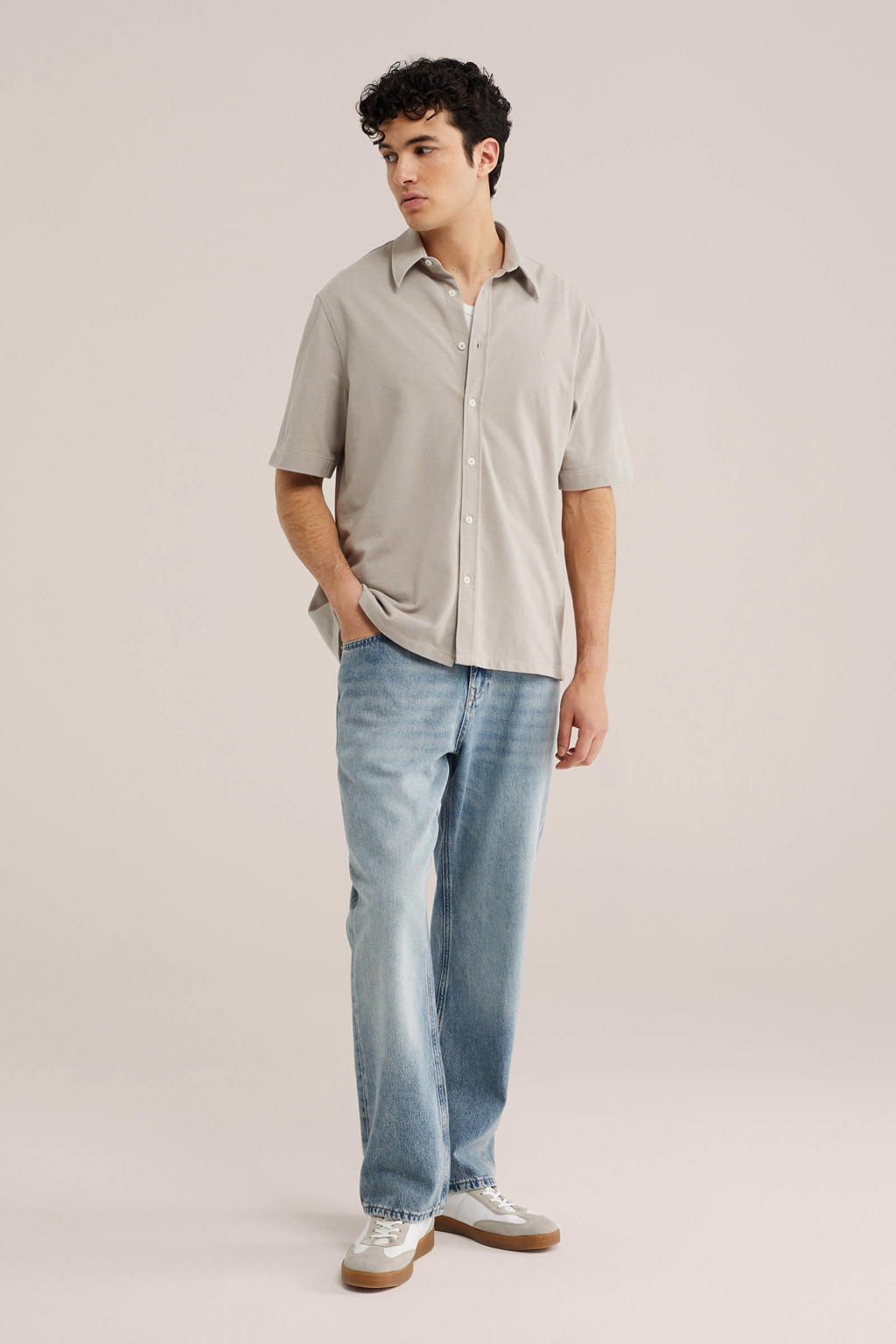 Beige heren WE Fashion regular casual overhemd van katoen met effen, korte mouwen, klassieke kraag en knoopsluiting