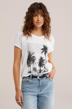T-shirt wit