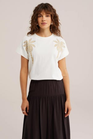 T-shirt wit