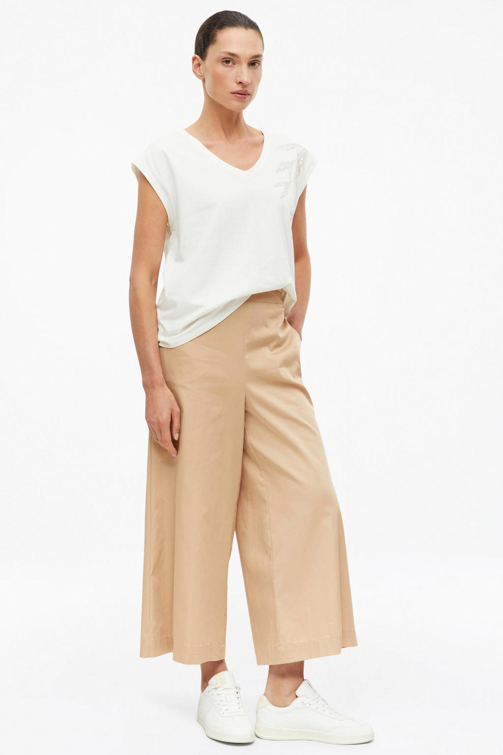 Witte dames s.Oliver BLACK LABEL top met korte mouwen, V-hals en glitters