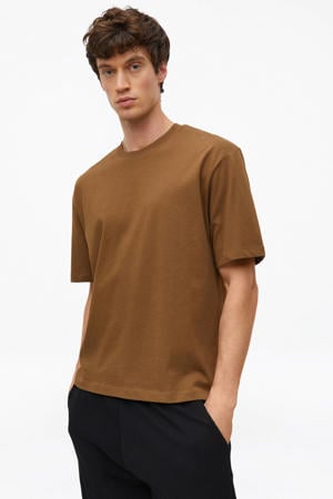 regular T-shirt bruin