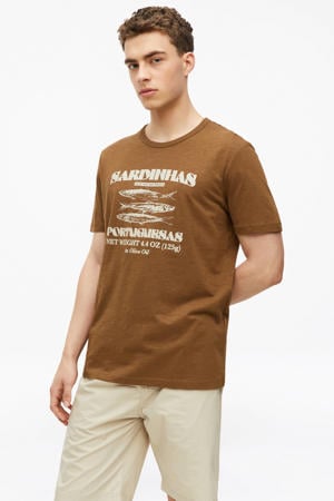 regular fit T-shirt met print - bruin