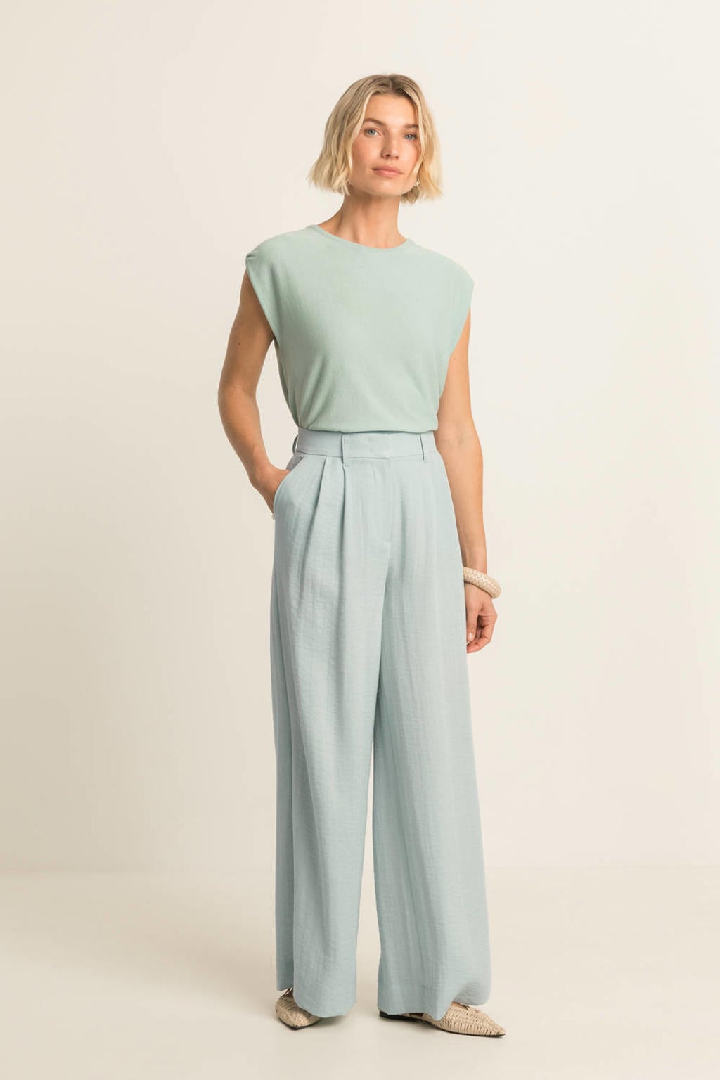 Lichtblauwe dames Expresso wide leg high waist pantalon van viscose met rits, haak- en knoopsluiting en effen