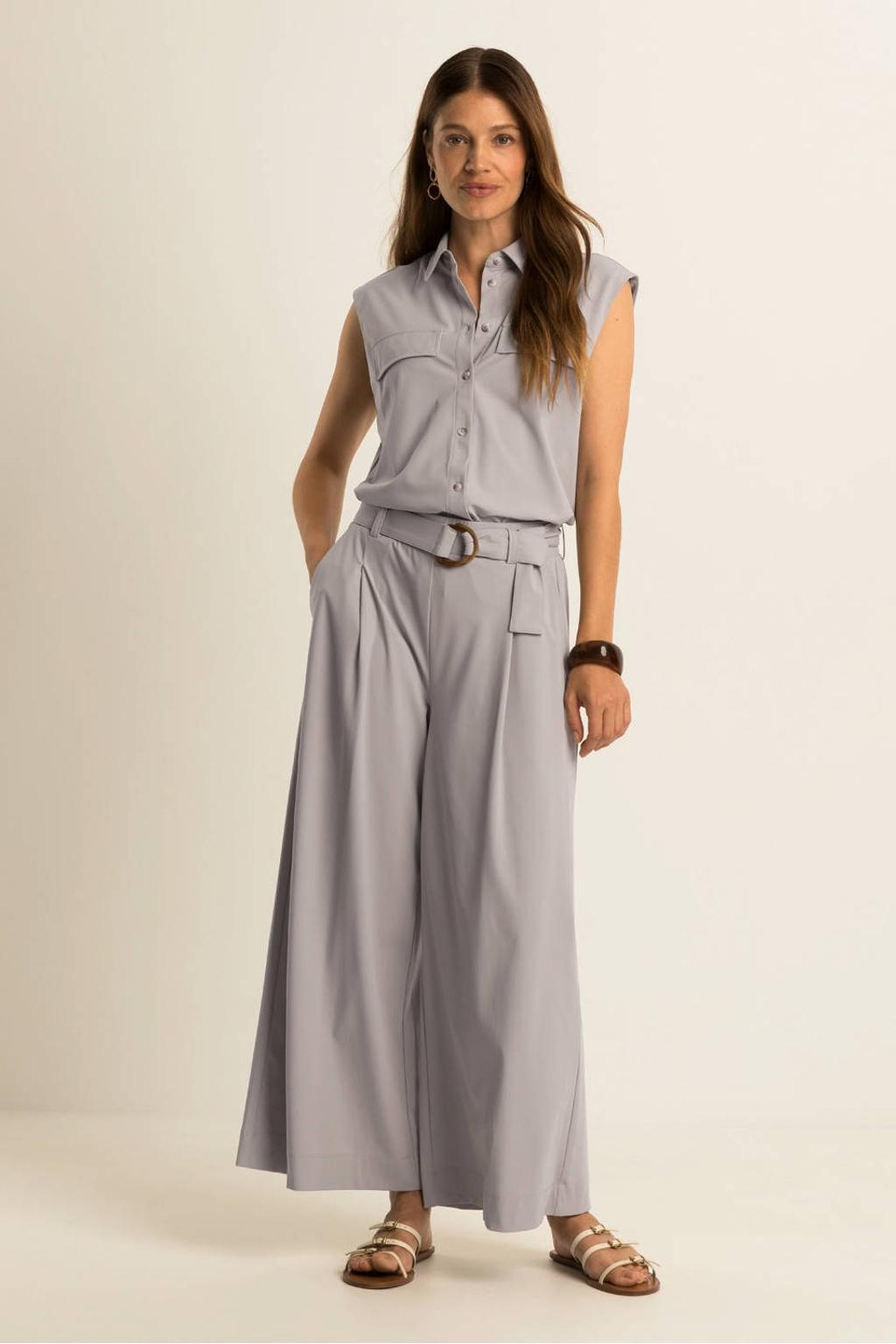 Lichtgrijze dames Expresso travelstof broek met wijde pijpen, regular waist, elastische tailleband en effen