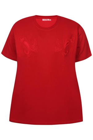 rechtvallend T-shirt met borduursels Plus Size - rood