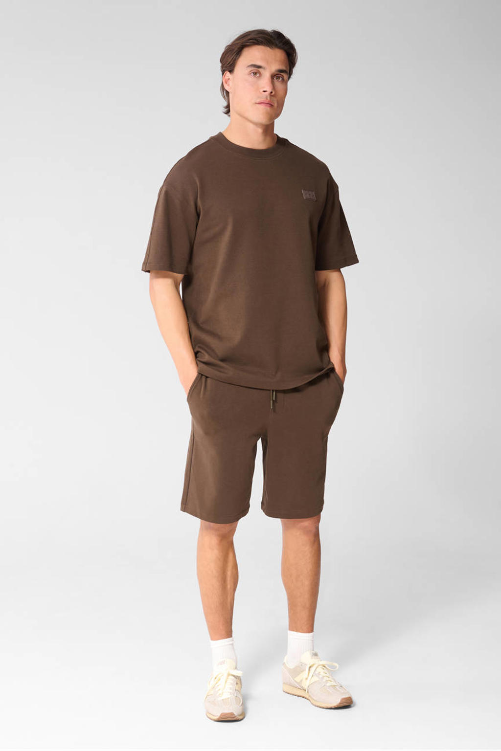 Shoeby regular waist sweatshort donkerbruin