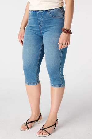 skinny regular waist capri medium blue denim