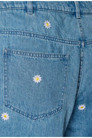 thumbnail: Zizzi regular high waist gebloemde short broderie medium blue denim