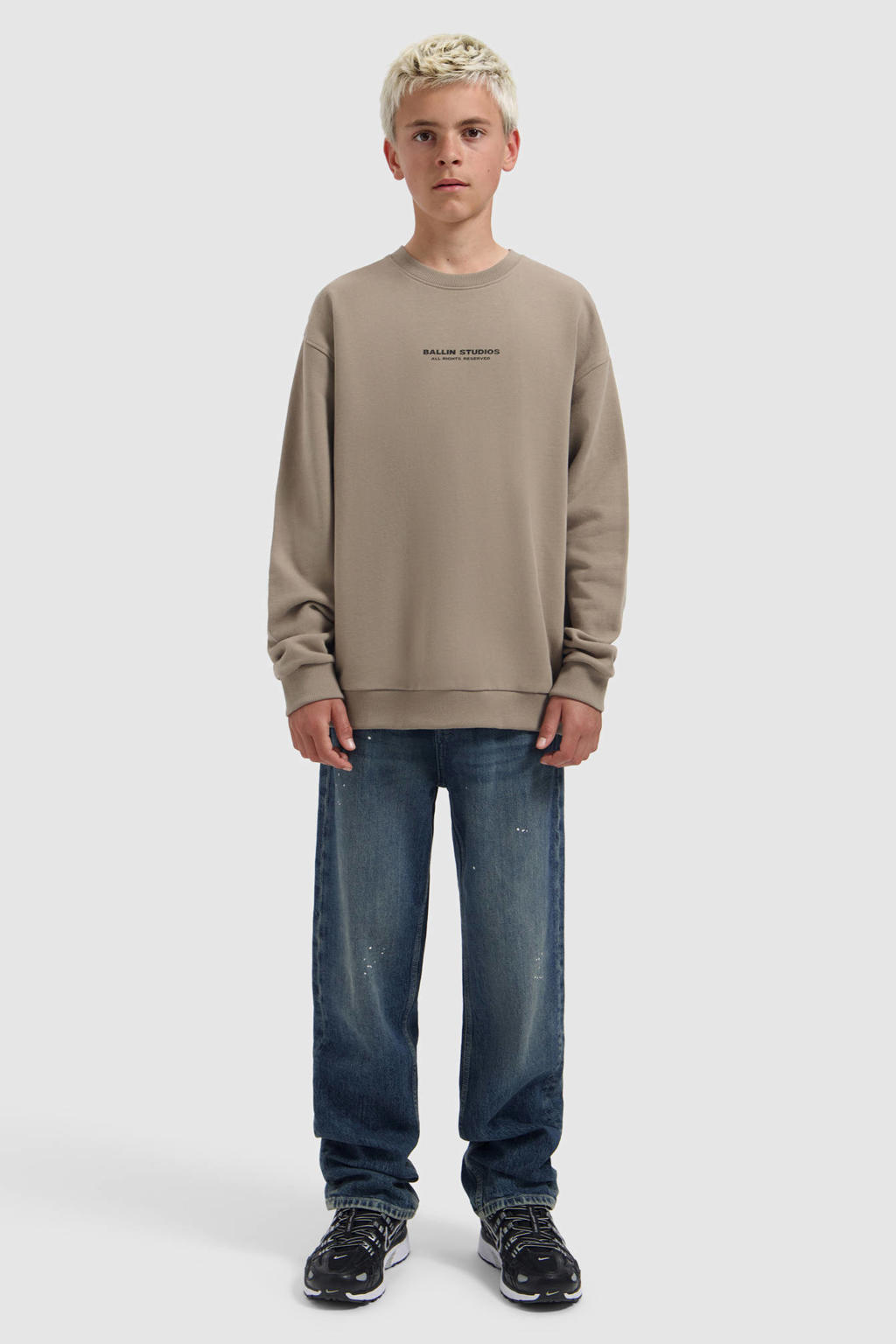 Ballin sweater met backprint - taupe