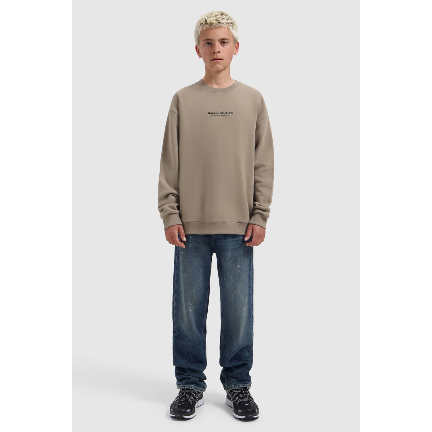 Ballin sweater met backprint taupe