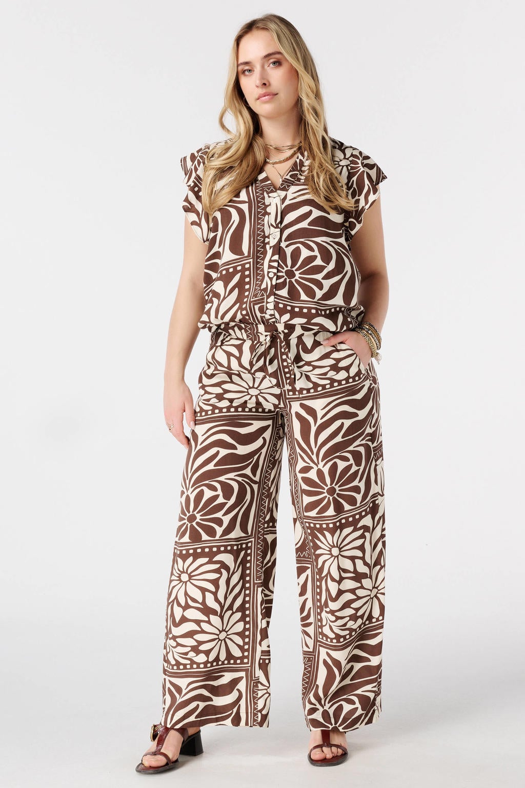 Bruine dames MS Mode top van viscose met korte mouwen, V-hals en ruches