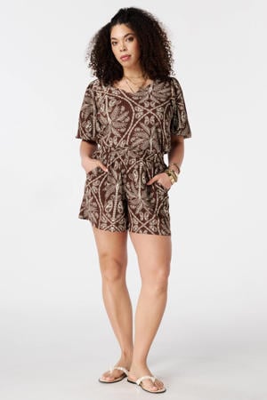 regular waist casual short bruin