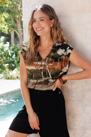 thumbnail: Ivy Beau regular waist bermuda short zwart